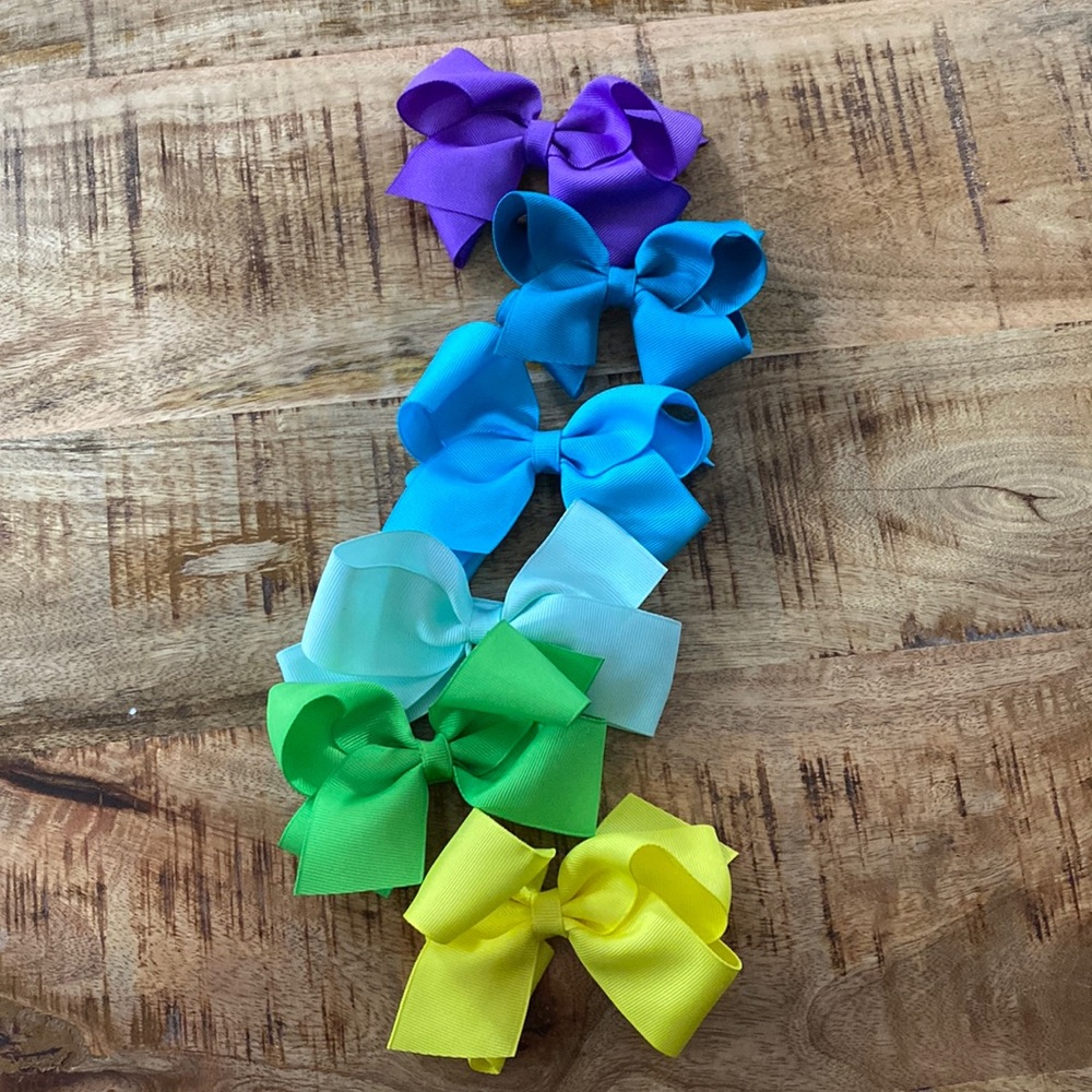 Girls Cool toned bow collection
